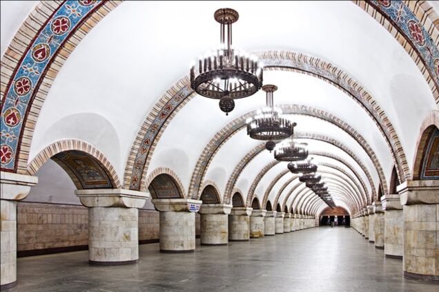 В центре Киева 'минировали' станцию метро