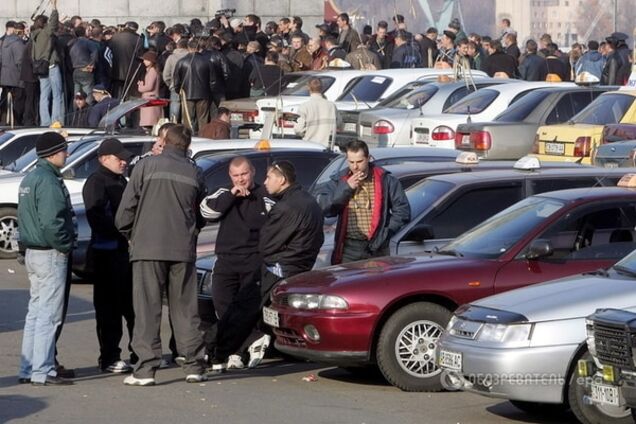 У Києві орудує мафія таксі: з пасажирів деруть утридорога