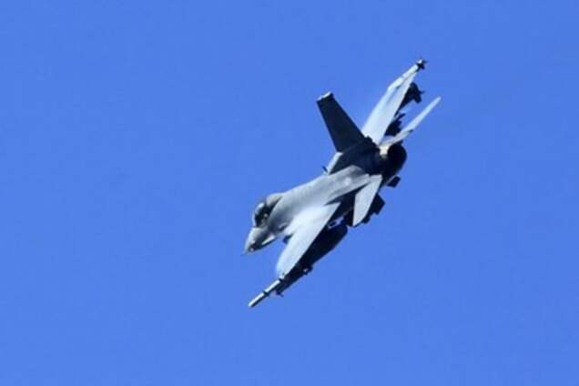 Сбитый российский самолет проигнорировал 10 предупреждений