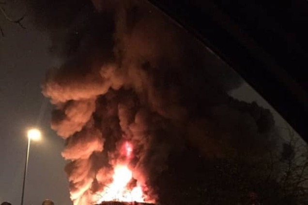 В Афинах произошел взрыв возле бизнес-центра: фотофакт