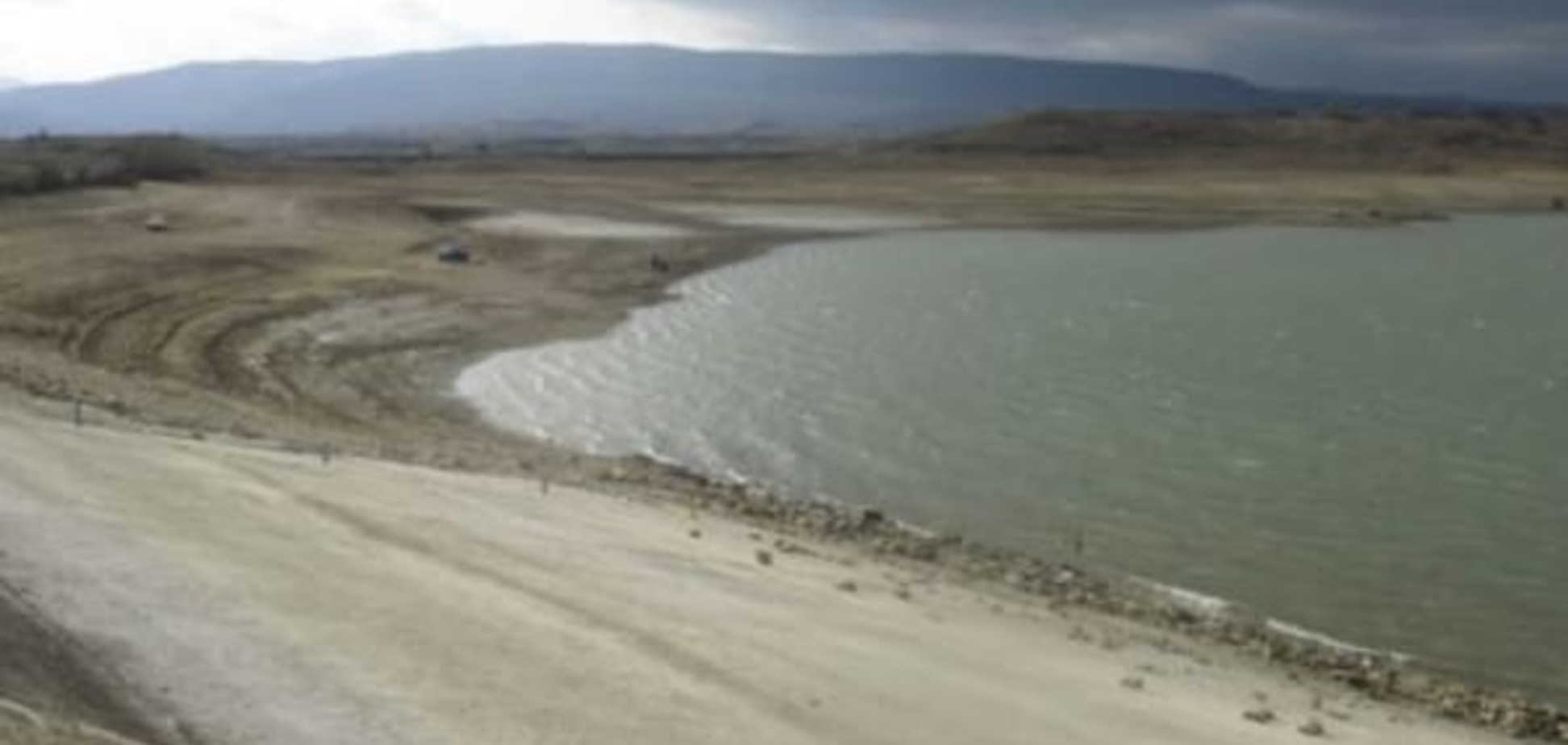 Засуха в Криму: на півострові обміліло ще одне водосховище