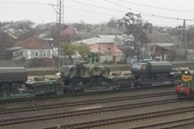 Россия перебросила новые войска к границам Украины и в Крым: фотодоказательства