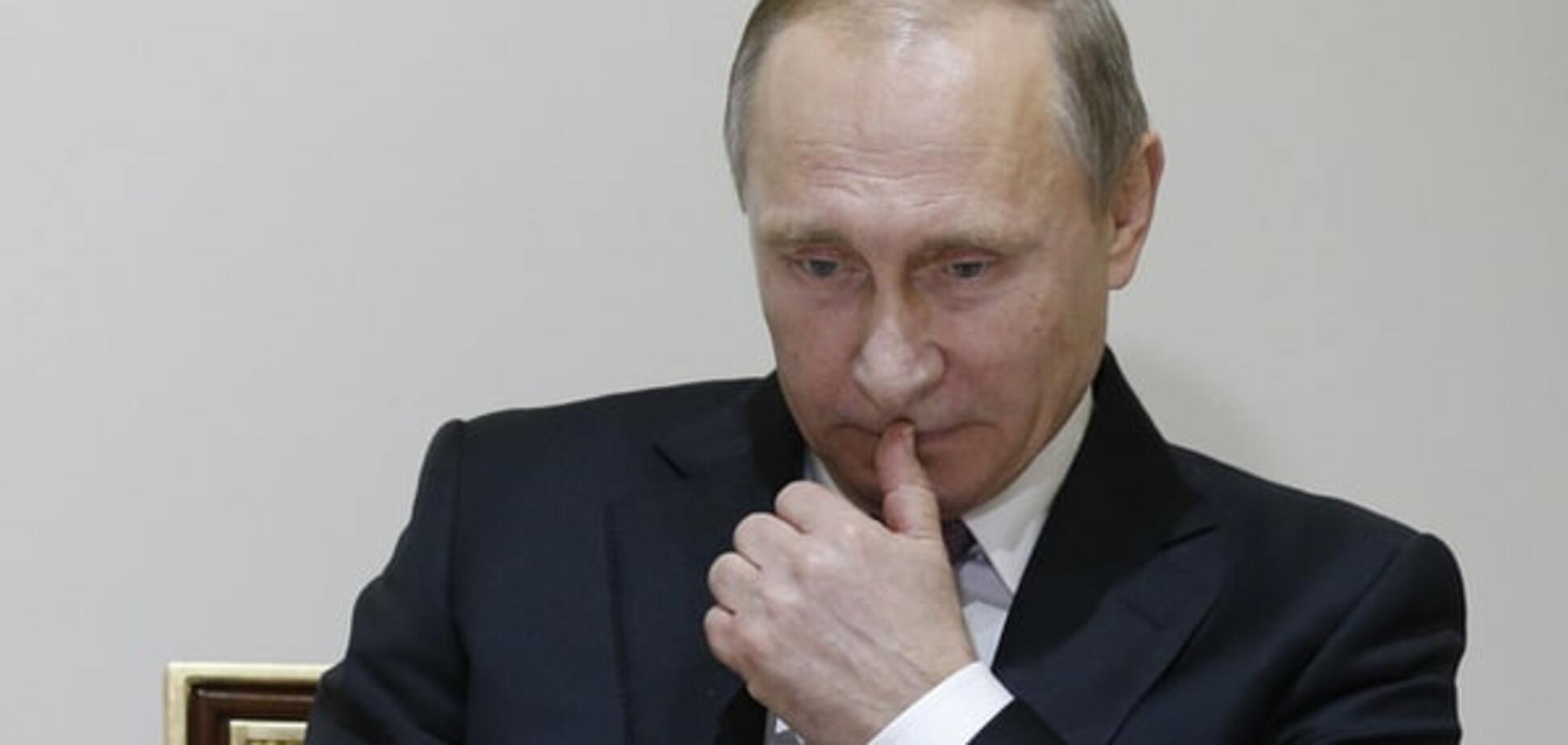 Россия загоняет себя в угол: Путин ведет войну на слишком много фронтов - Bloomberg