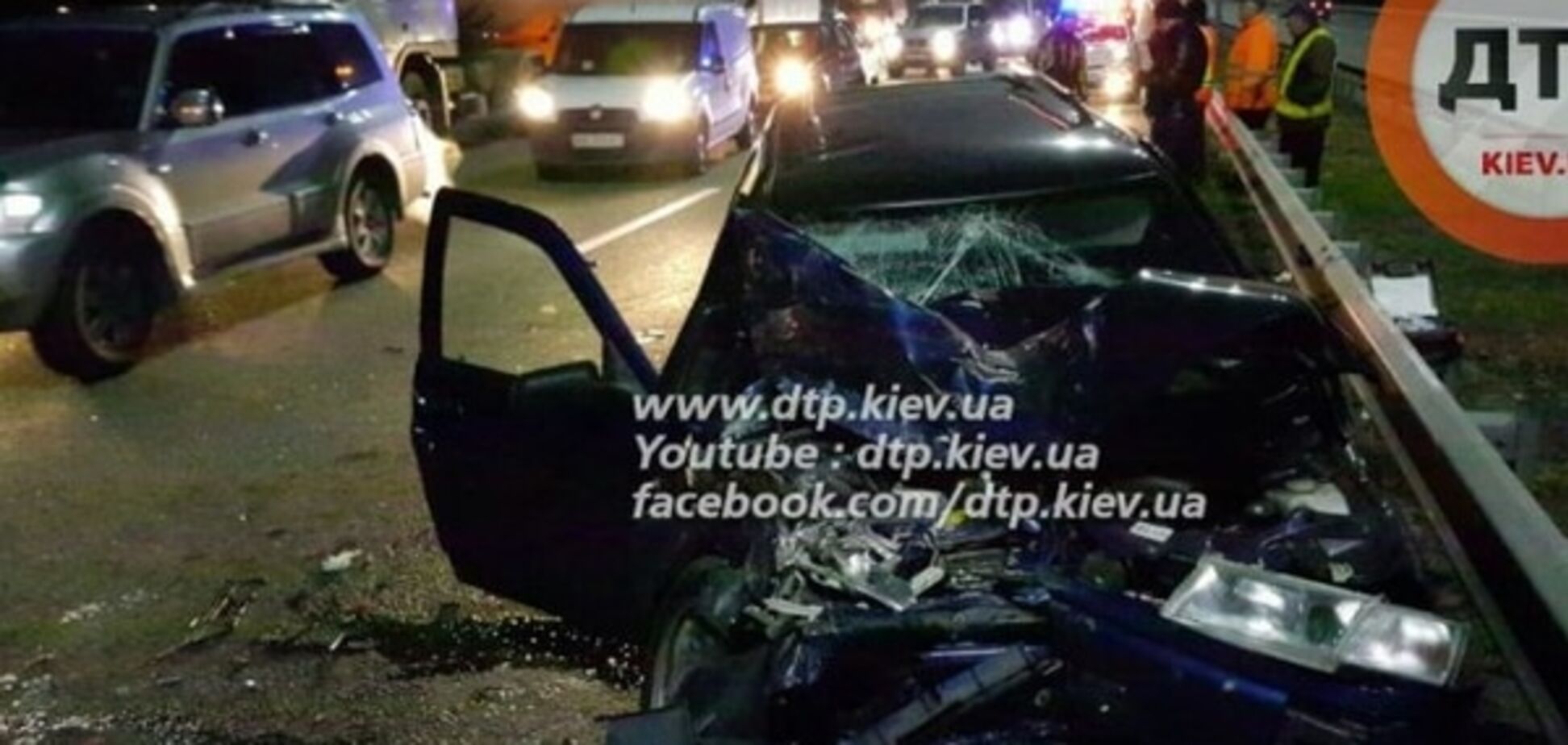 В Киеве произошло масштабное ДТП: четыре авто, шесть пострадавших
