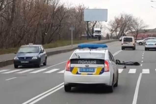 Смертельна ДТП у Києві: жінку збив поліцейський автомобіль