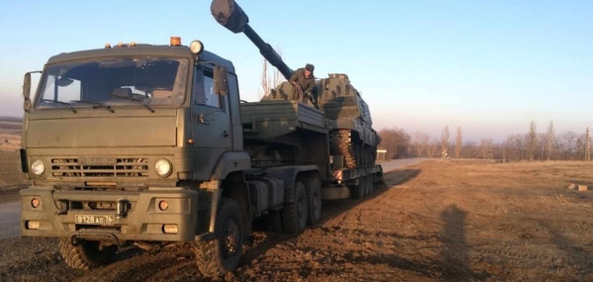 Россия подтягивает на перевалочную базу у границ Украины новые войска - фотодоказательства