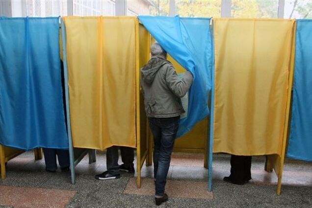 Экзит-поллы обнародовали предварительные результаты выборов в Мариуполе 