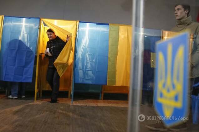 В Мариуполе и Красноармейске проходят местные выборы