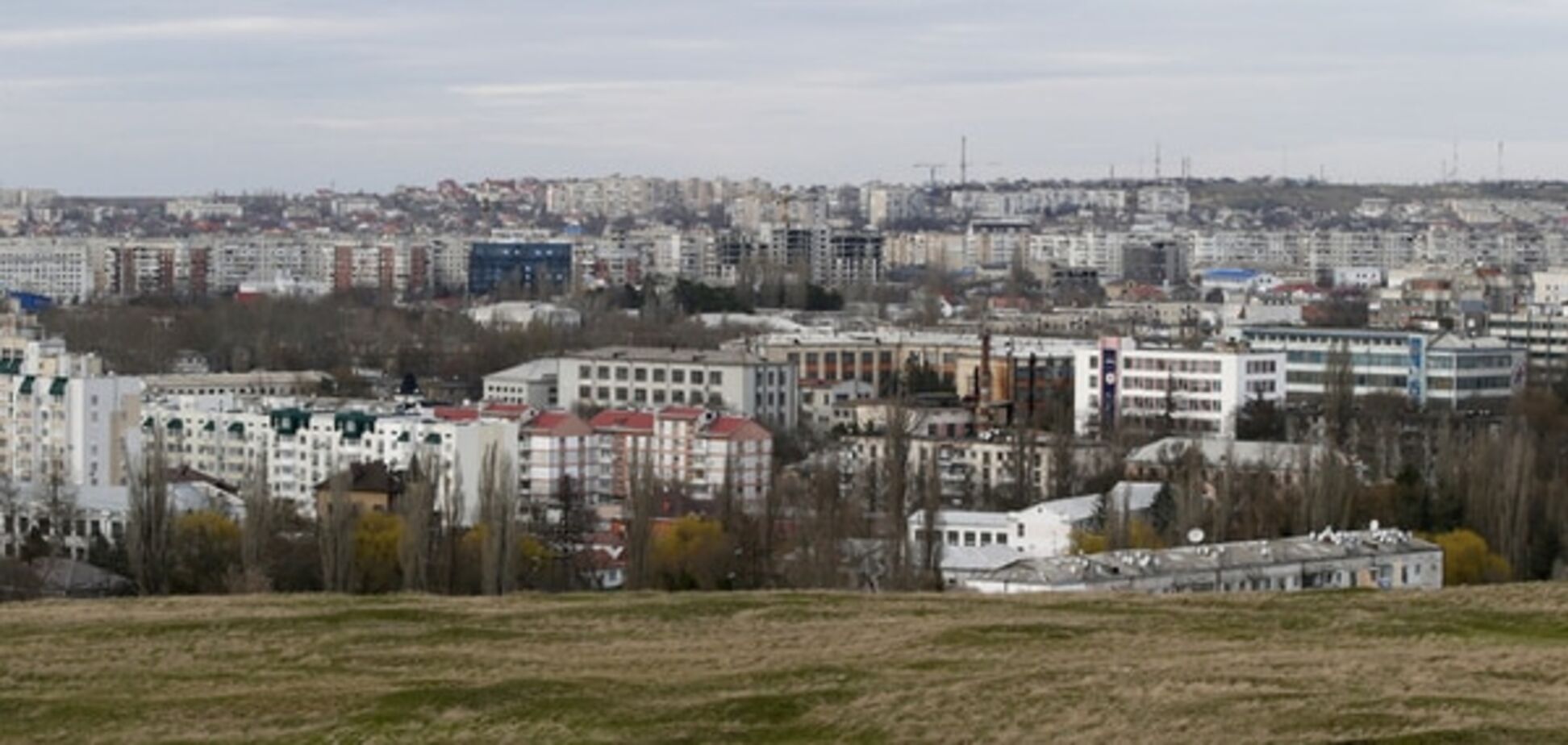 В Крыму ограничена подача электроэнергии для почти 300 населенных пунктов