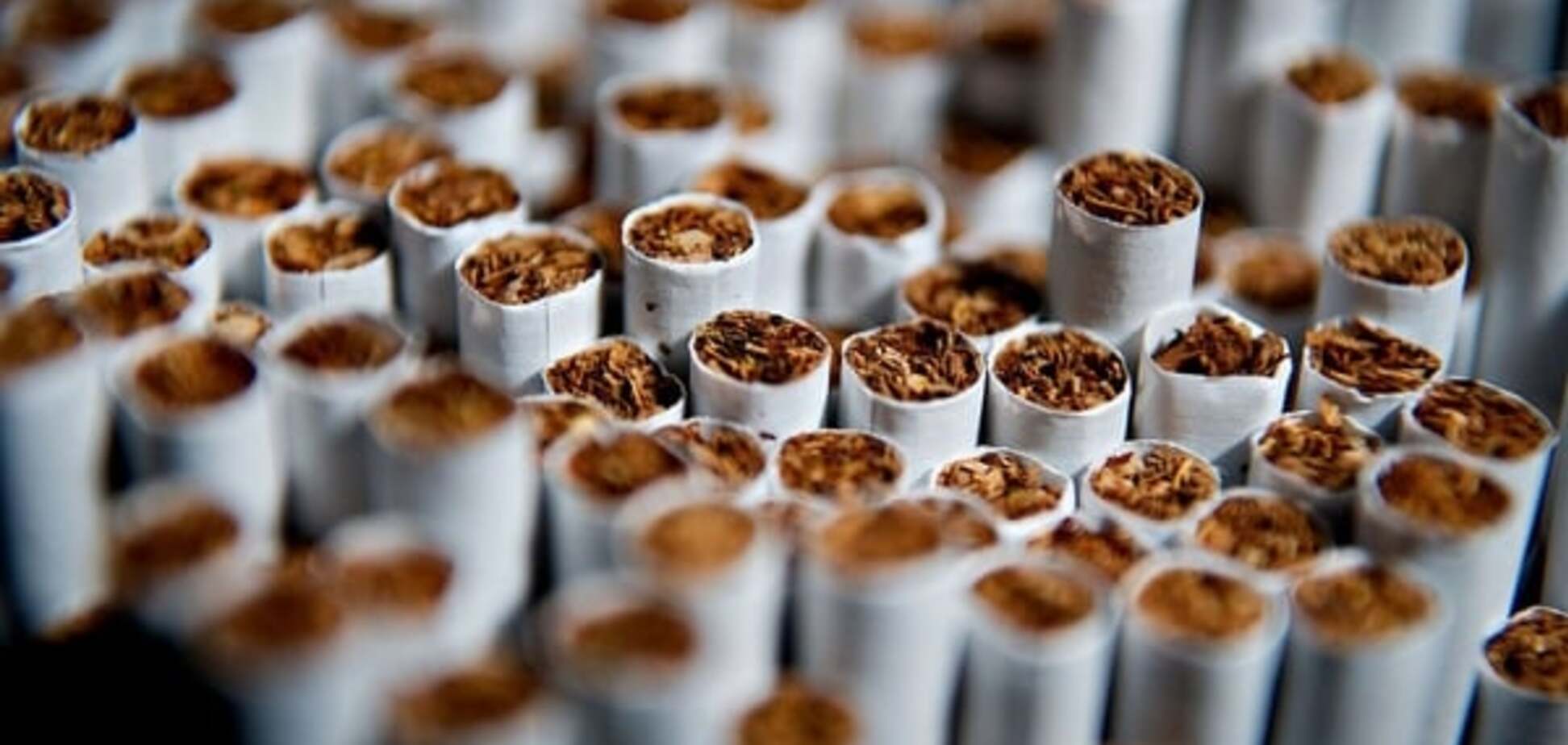 'Укрнафта' хотела купить сигарет на 250 млн у компании 'Семьи' Януковича