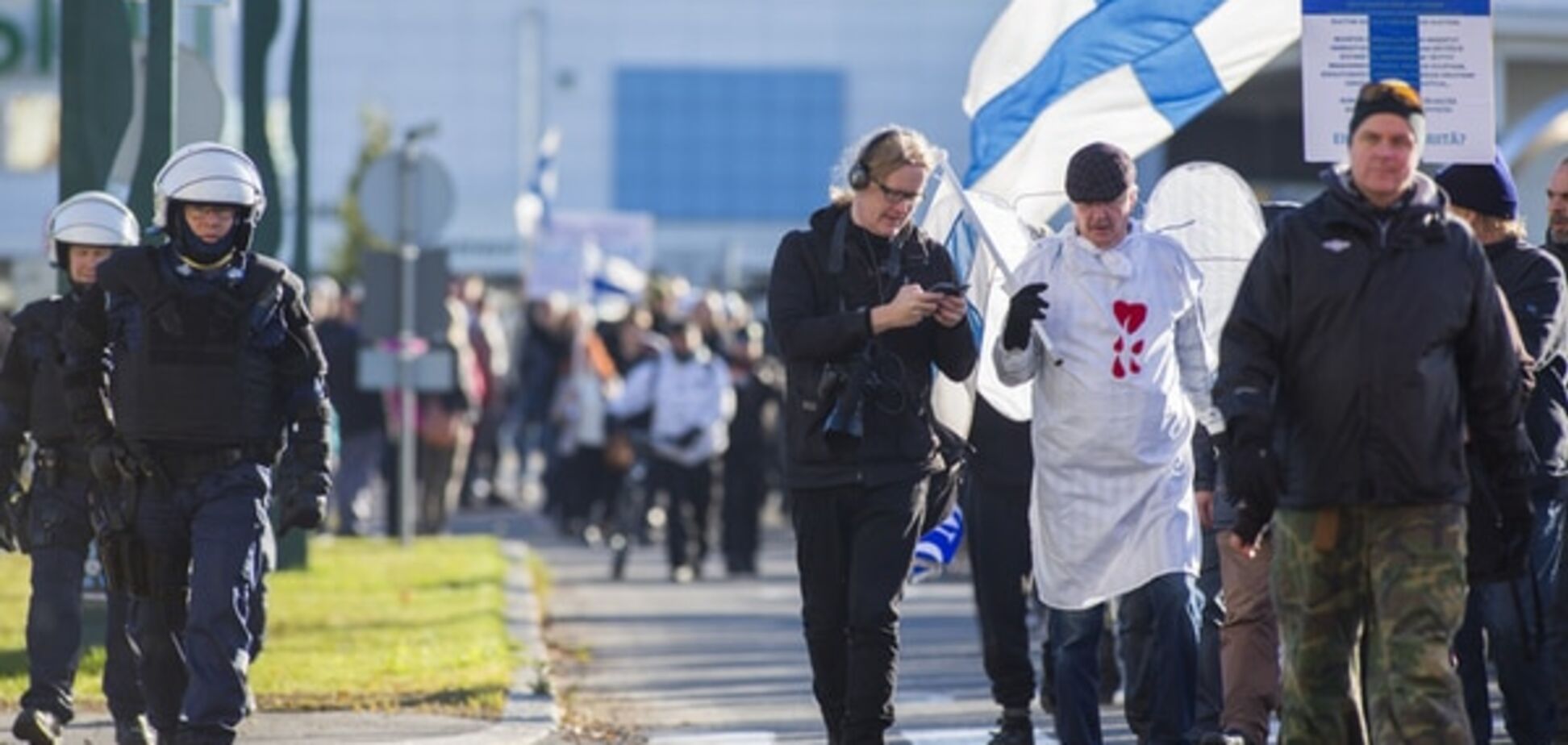У Фінляндії масово протестують проти прийому мігрантів