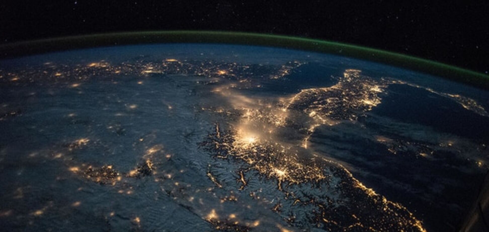 NASA показало лучшие фото и видео с МКС за 15 лет