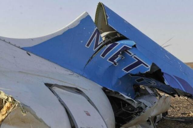 СМИ: на фрагментах фюзеляжа A321 не найдены следы внешнего воздействия