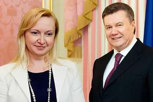Суд заарештував будинок цивільної дружини Януковича: опубліковані фото