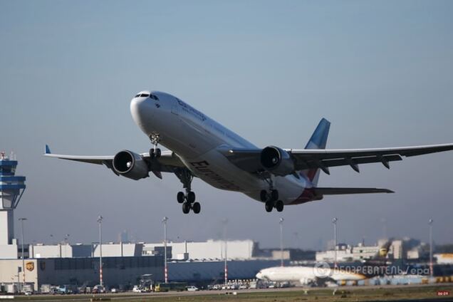 Народжені в сорочці: топ-7 чудесних порятунків у авіакатастрофах