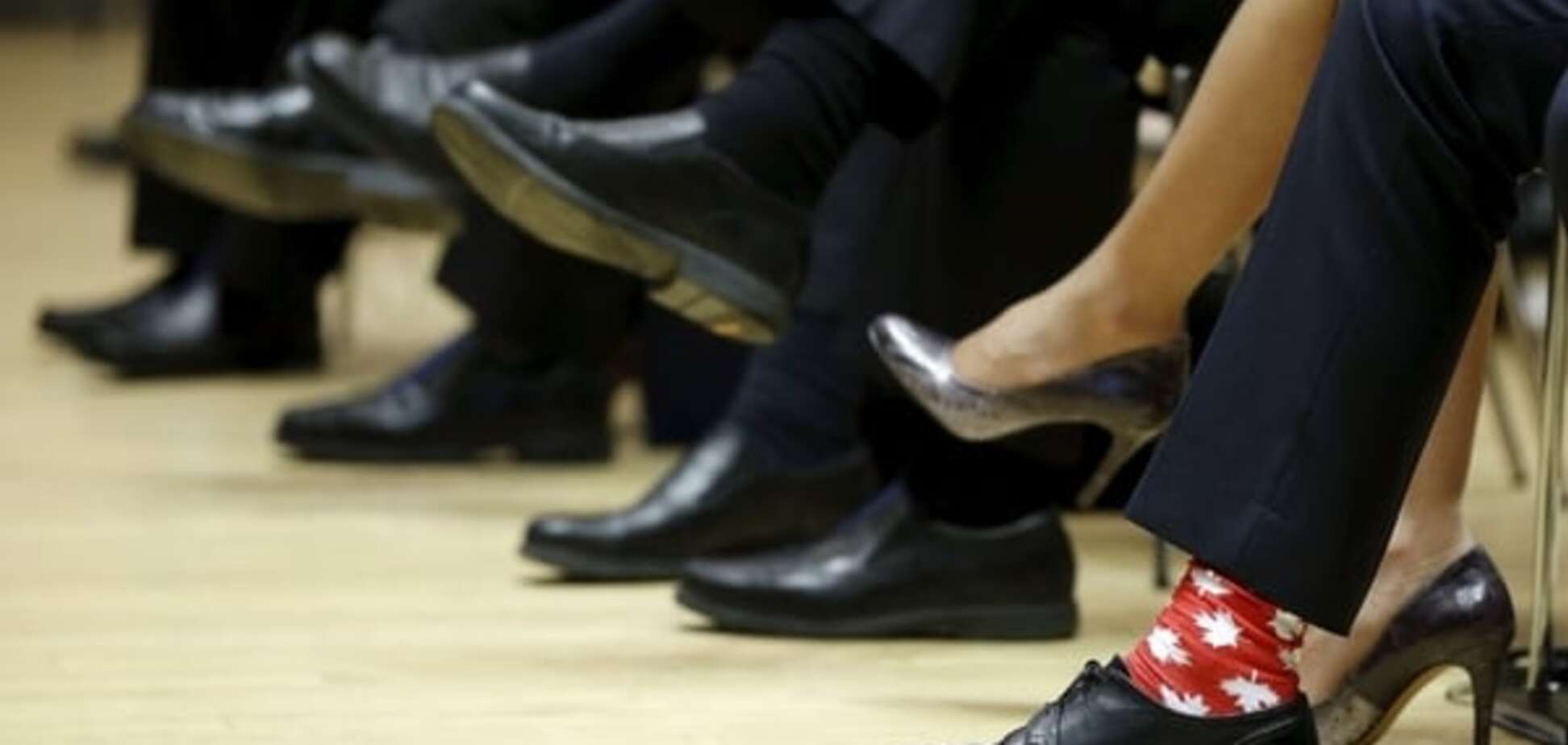 Патріот до кінчиків пальців: прем'єра Канади 'засікли' в 'кленових' шкарпетках. Фотофакт