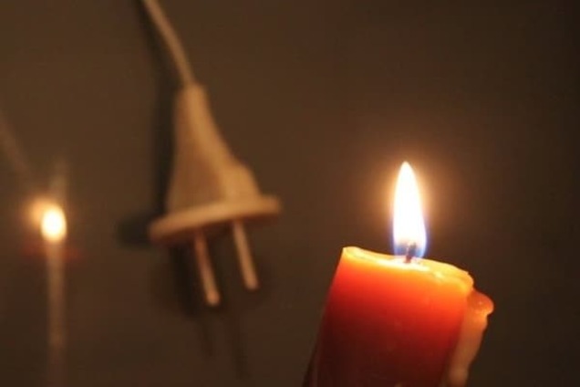 Маразм крепчал: в обесточенном Крыму новорожденных начали называть Светами