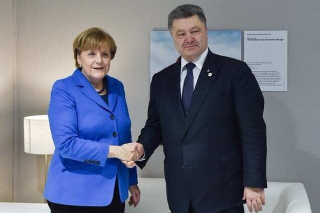 Порошенко сообщил подробности встречи с Меркель