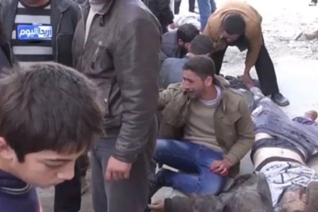 Не для слабонервных: появились жуткие фото последствий авиаудара России по рынку в Сирии