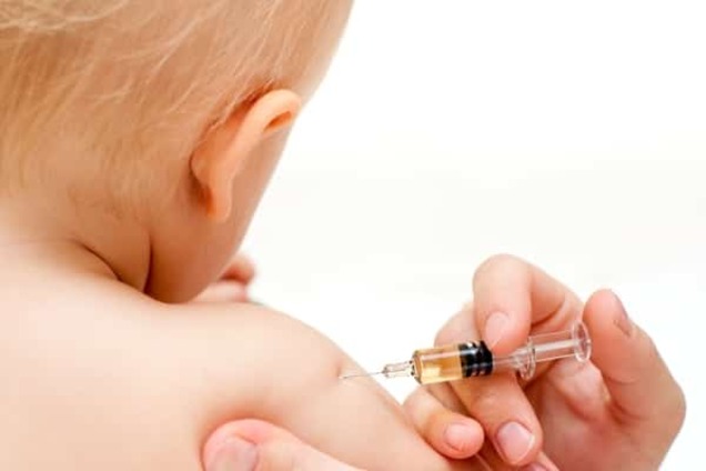 Отец погибшего 3-летнего ребенка: сына убила испорченная вакцина