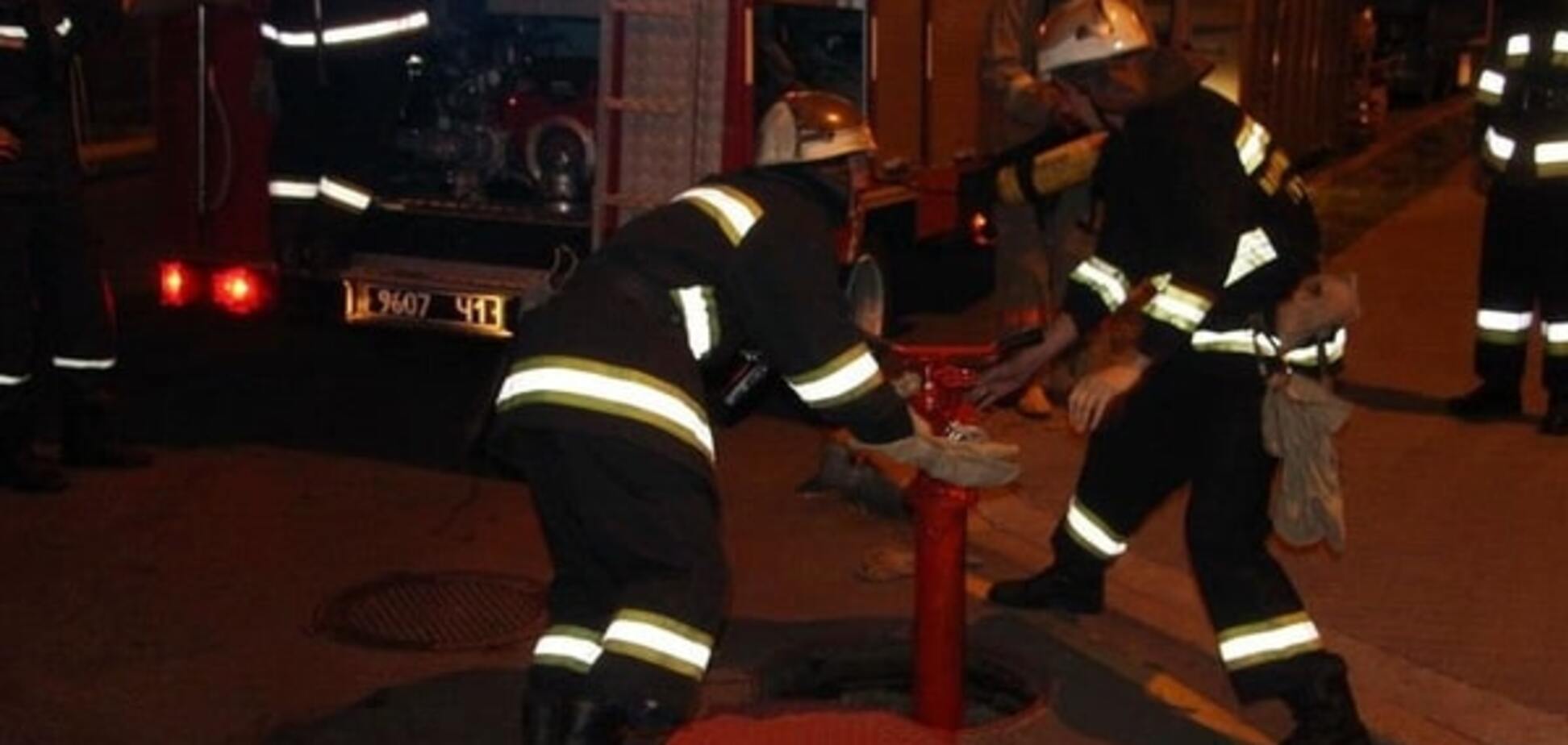 В Киеве при пожаре в высотке погиб мужчина