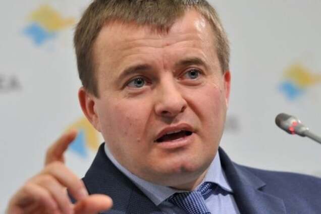 Демчишин розповів, хто прийме рішення про подачу електрики в Крим