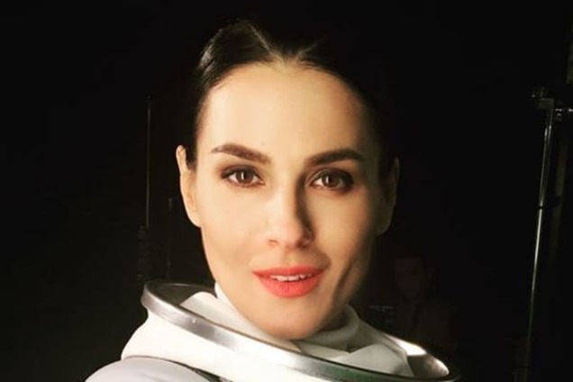 Ефросинина решила покорить космос: фото звезды в скафандре