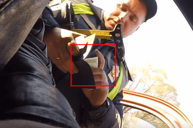 Дорогі ДАІшники: водіїв Хмельницького 'штрафують' на місці в доларах