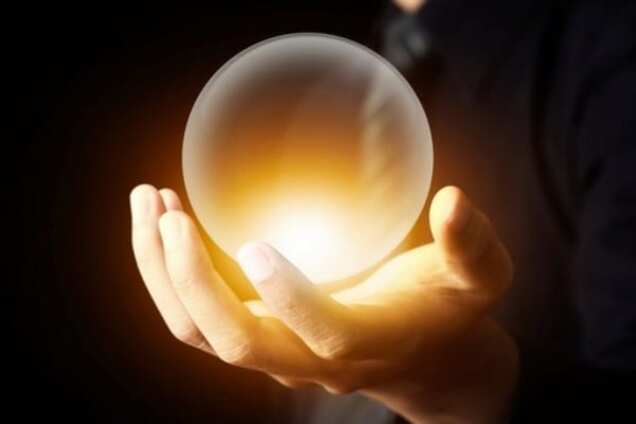 Топ-10 медиумов XX века: невероятные истории, которые вас поразят