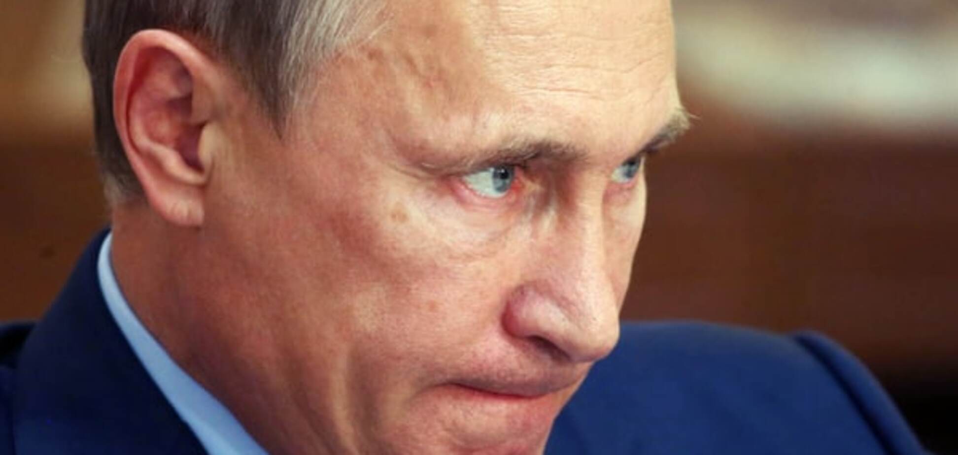 Путін навіть антикризовий фонд готовий пустити на оборону