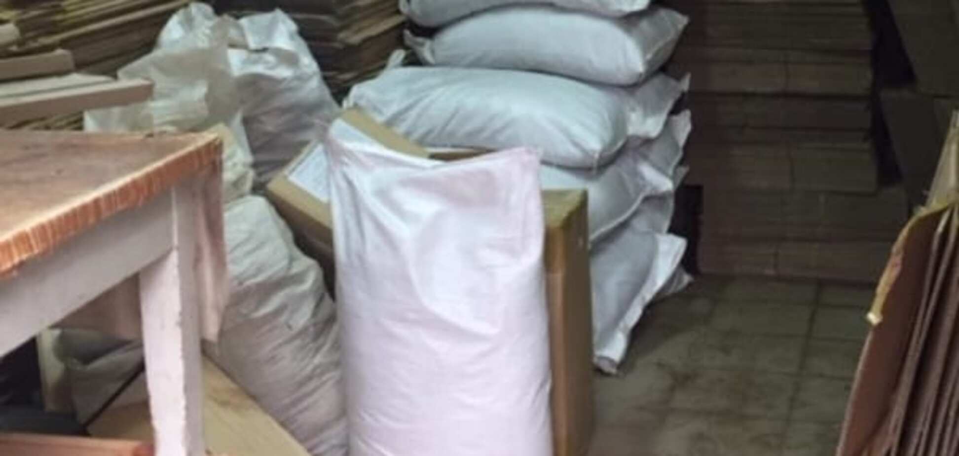 В Киеве накрыли цех по производству поддельного кофе