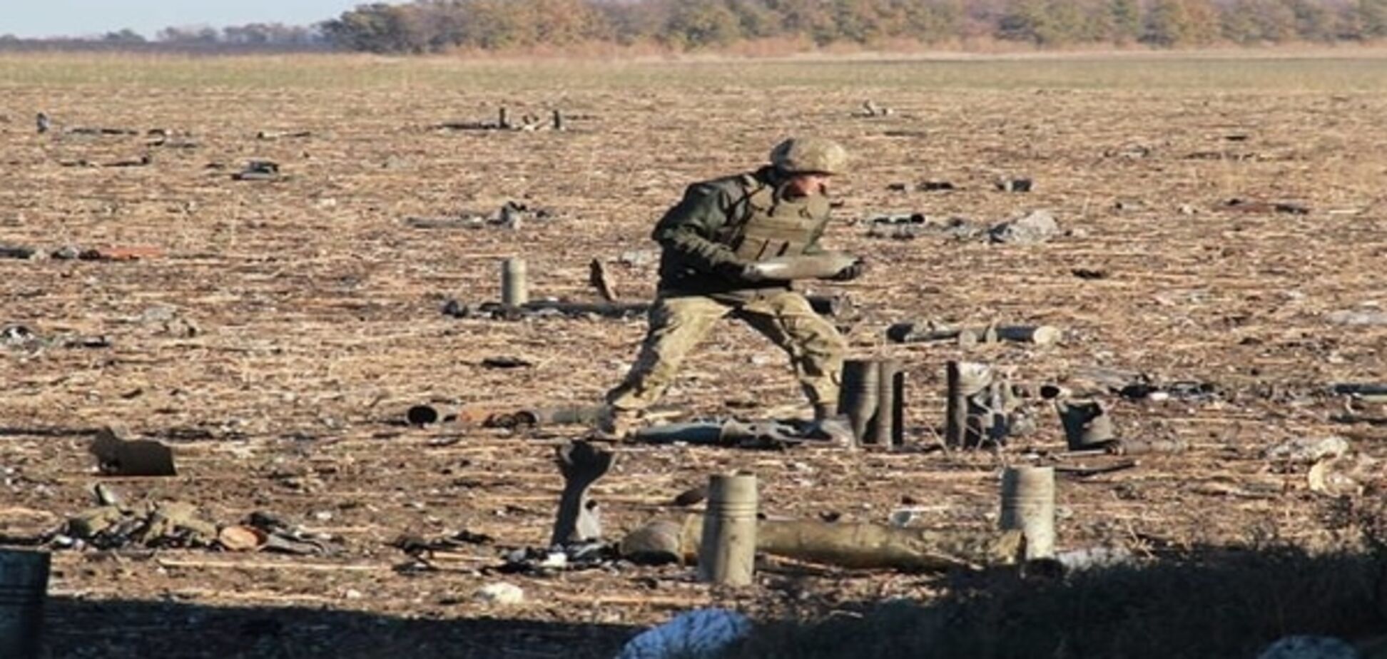 Доба в АТО: вибухи розтяжок і обстріли з мінометів і зеніток