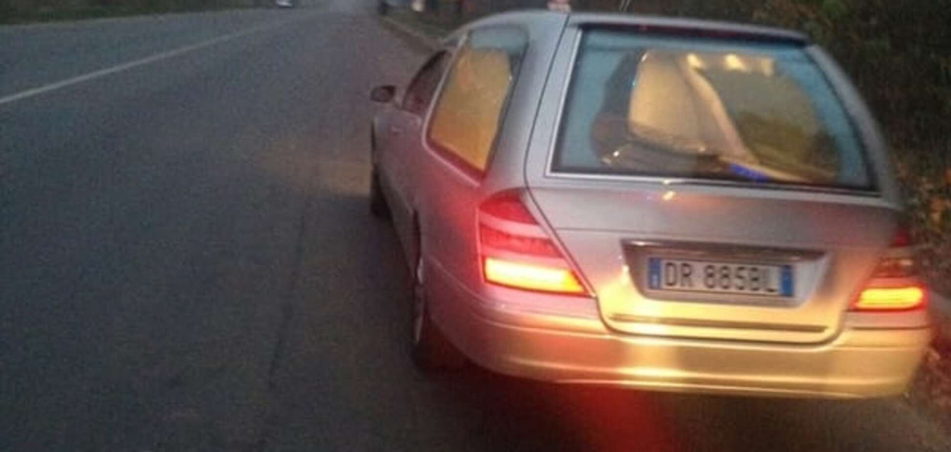 Полиция Львова помогла итальянцу, который сутки блуждал с покойником на катафалке