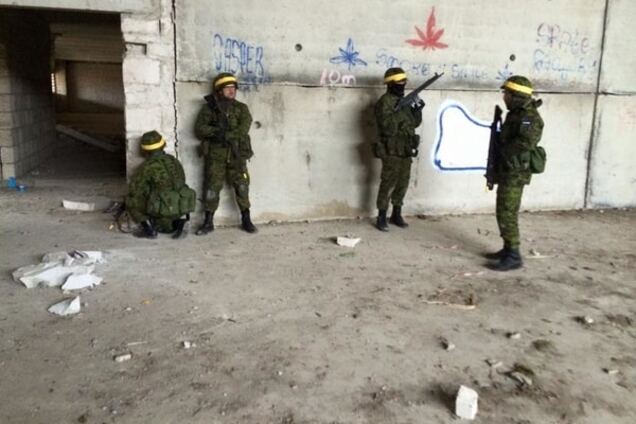 Эстонские силовики отрепетировали борьбу с 'зелеными человечками' из России: фотофакт