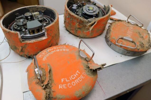 А321 разбился из-за взорвавшейся бомбы на борту - эксперты