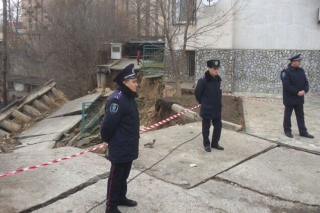 У Києві зсув пошкодив фундамент багатоповерхівки