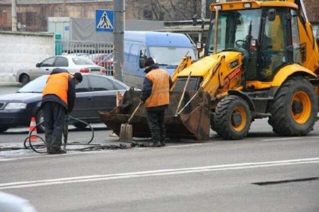 Эх, дороги: в Киеве отремонтируют Голосеевскую площадь