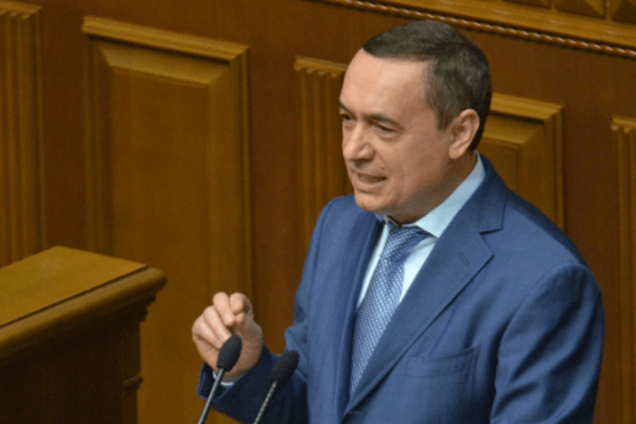 Мартыненко объяснил свой уход и зарегистрировал в Раде заявление о сложении мандата