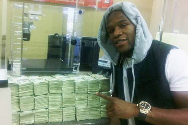 Лучший боксер мира прилично 'наварил' на поражении Кличко