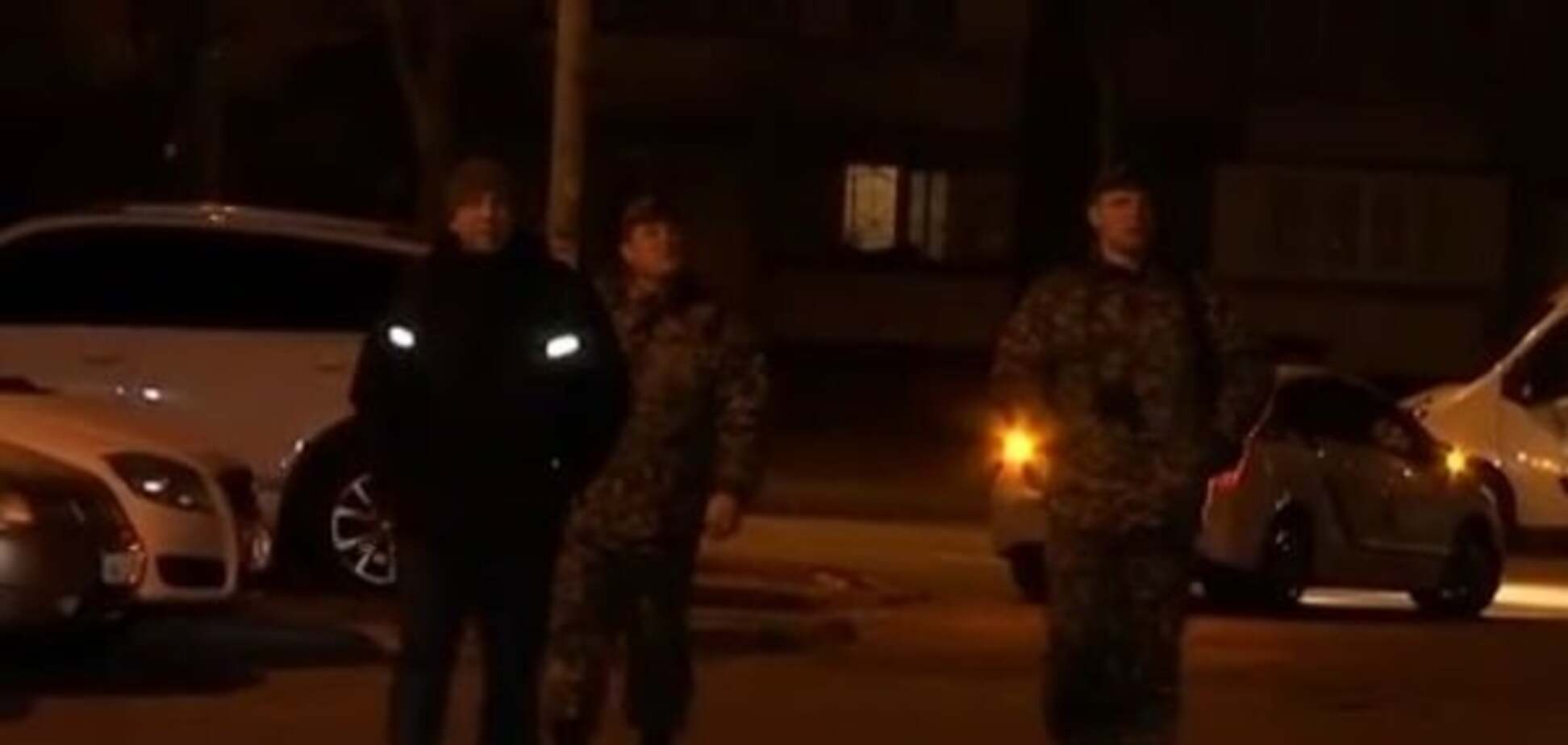 Кровь на асфальте и паника: опубликовано видео с места антитеррористической операции в Киеве
