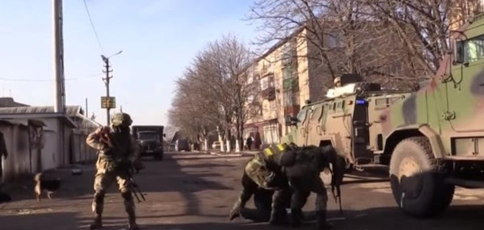 'Прошерстили' каждый дом: СБУ провела масштабную спецоперацию на Донбассе