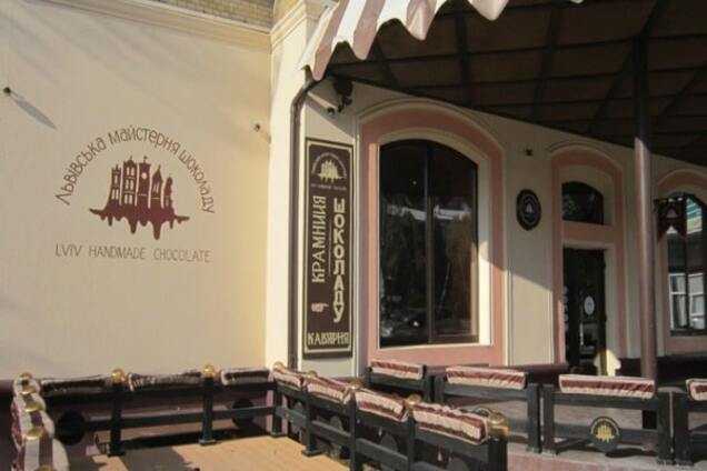 Террористов не кормим: в Донецке кафе отказалось обслуживать 'народного мэра'