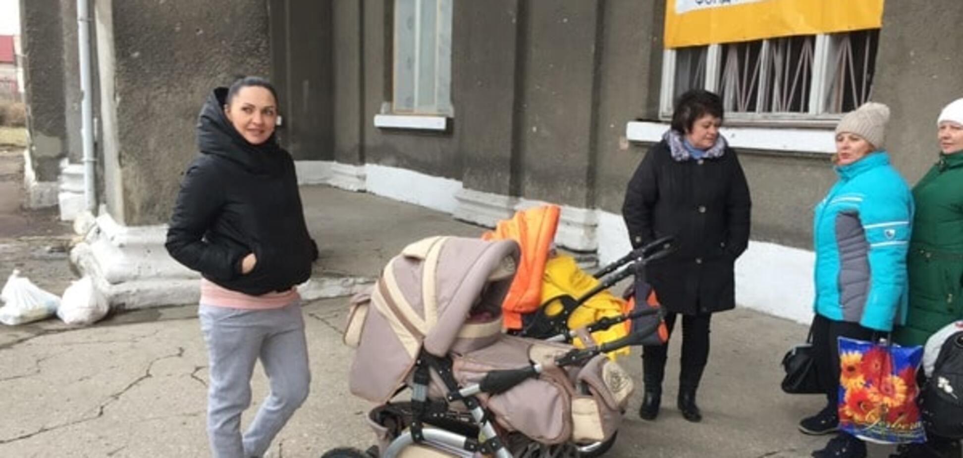 Гумштаб раздал продукты 38,5 тыс. жителей сел за линией соприкосновения