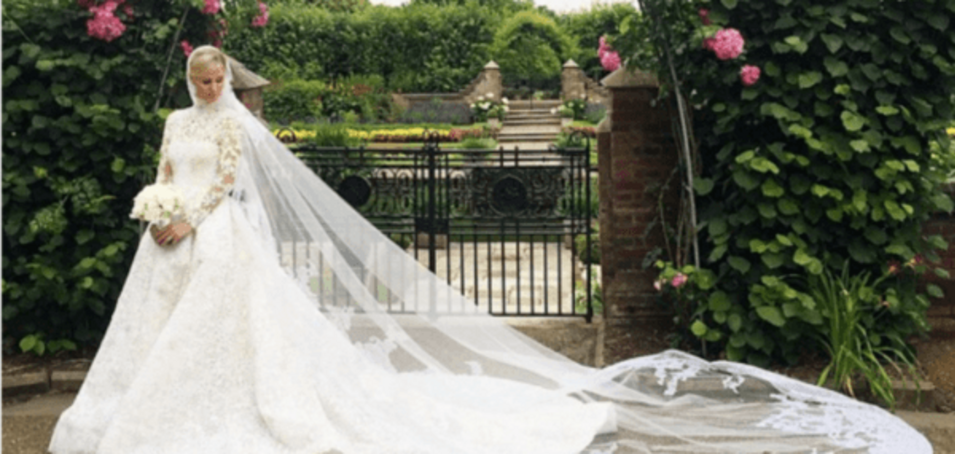 Итоги 2015 года: топ-10 самых лучших подвенечных платьев звезд