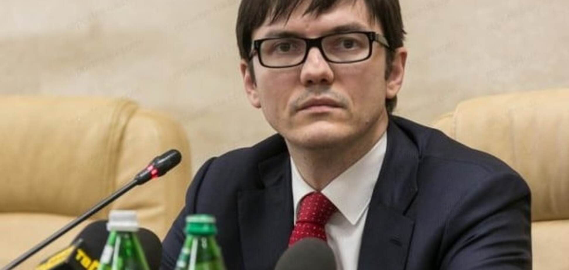 Министр назвал причины ухода из Кабмина Яценюка