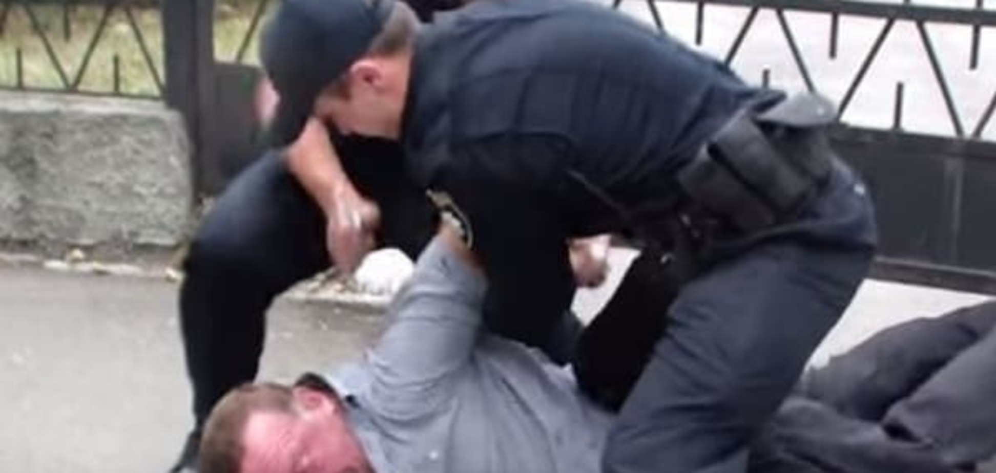 Вежливость с кулаками: как патрульные разбираются с упрямыми водителями