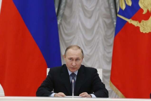 Путин приказал усилить ядерное оружие России