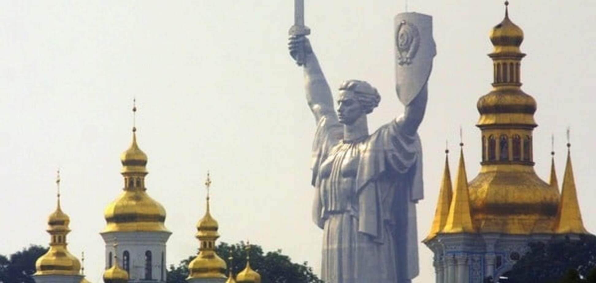 В Киеве массово поддержали петицию о передаче лавры: ее рассмотрят в Киевсовете