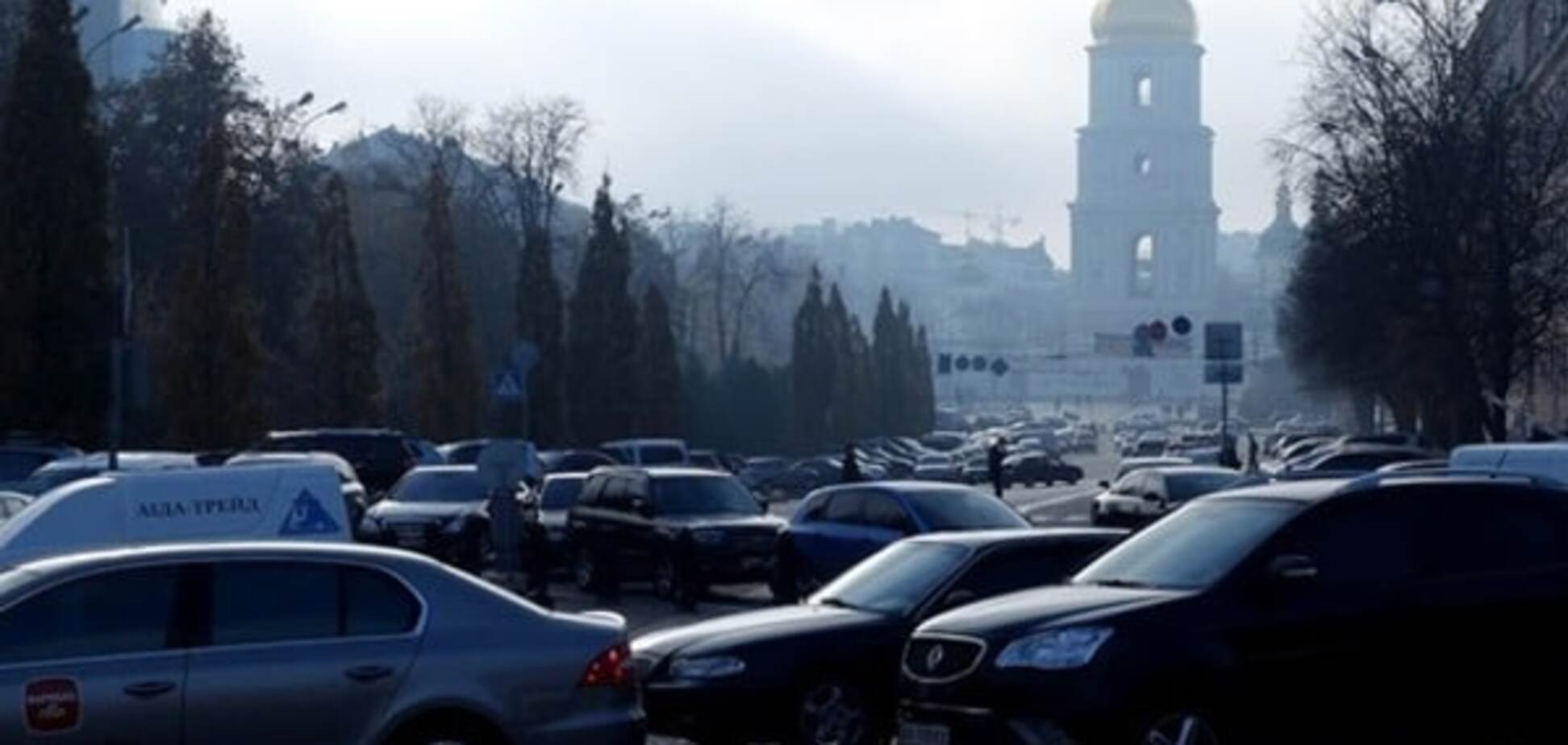 В центре Киева на праздники перекроют движение транспорта