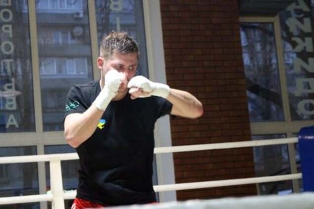 Непобедимый украинский боксер добыл очередную победу на профи-ринге